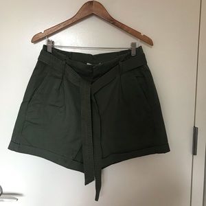 H&M paper-bag short size 12